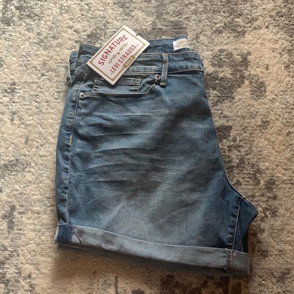 Denim Levi’s